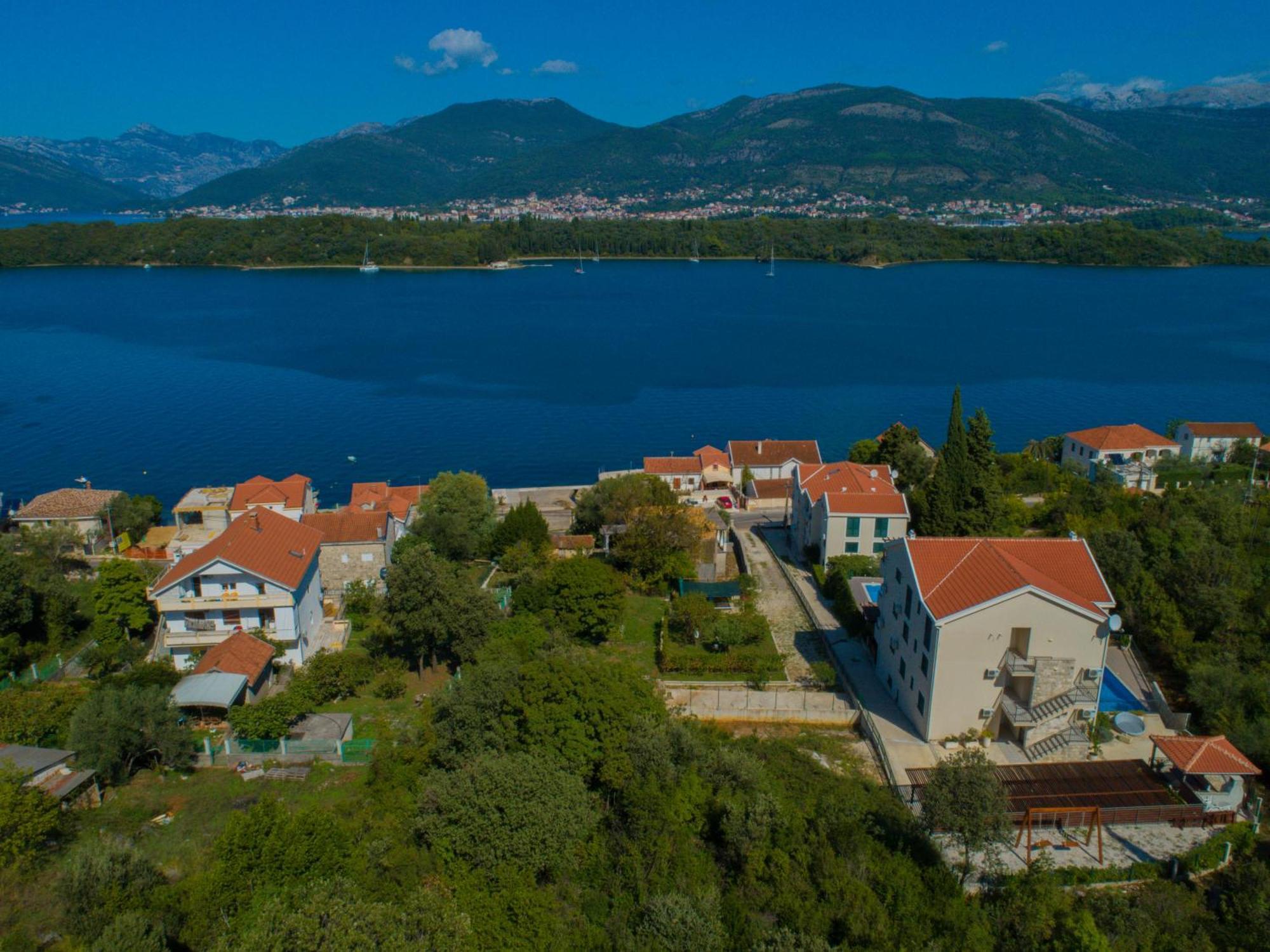 Porto Del Sole Apartments Tivat Exteriér fotografie