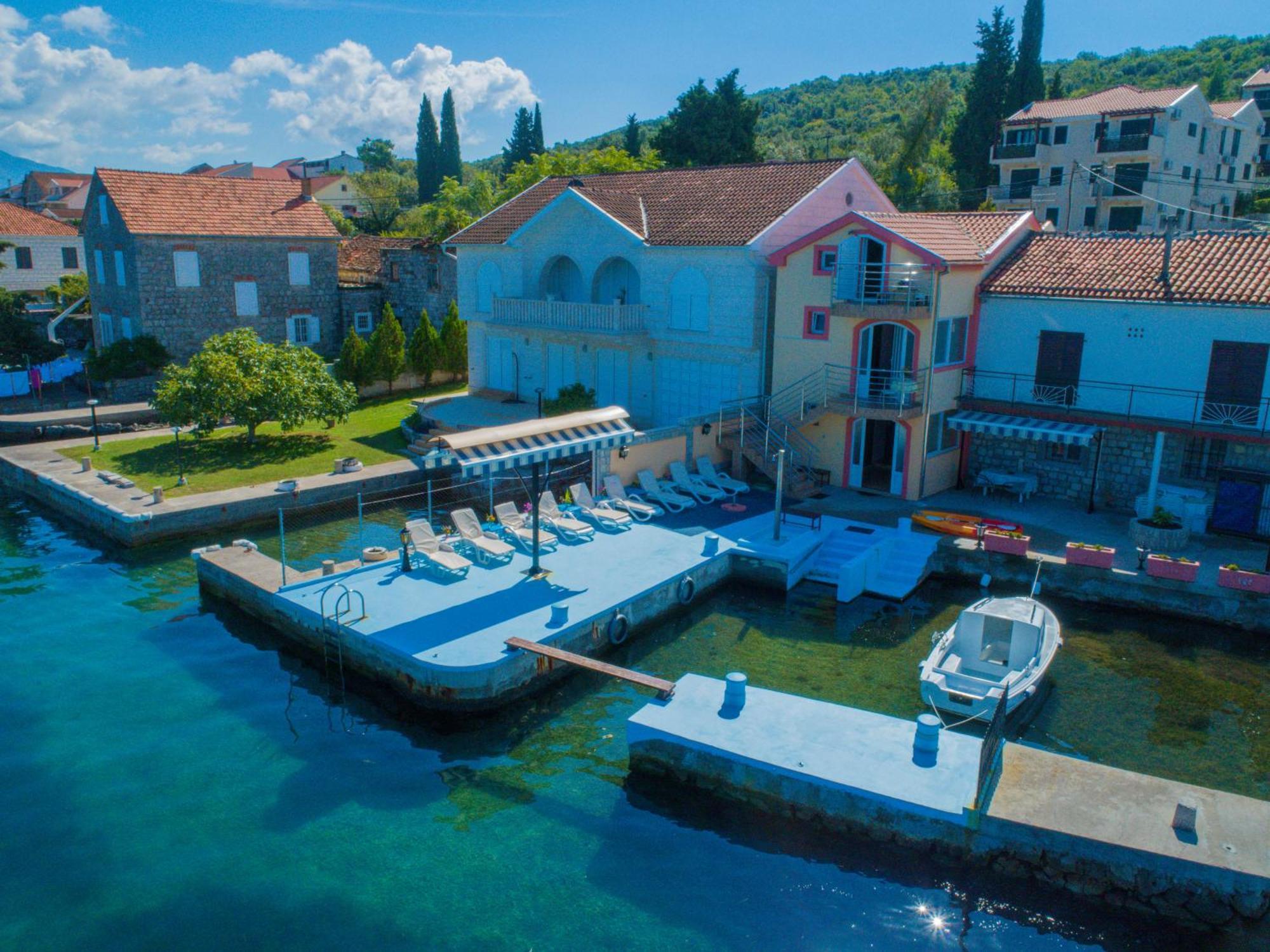 Porto Del Sole Apartments Tivat Exteriér fotografie
